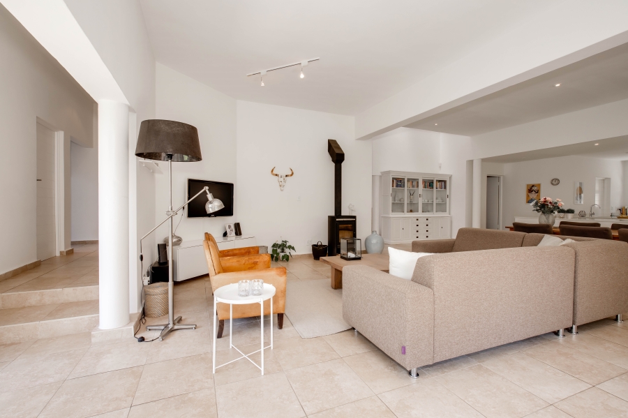4 Bedroom Property for Sale in Fourways Gardens Gauteng