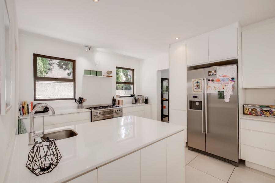 4 Bedroom Property for Sale in Fourways Gardens Gauteng