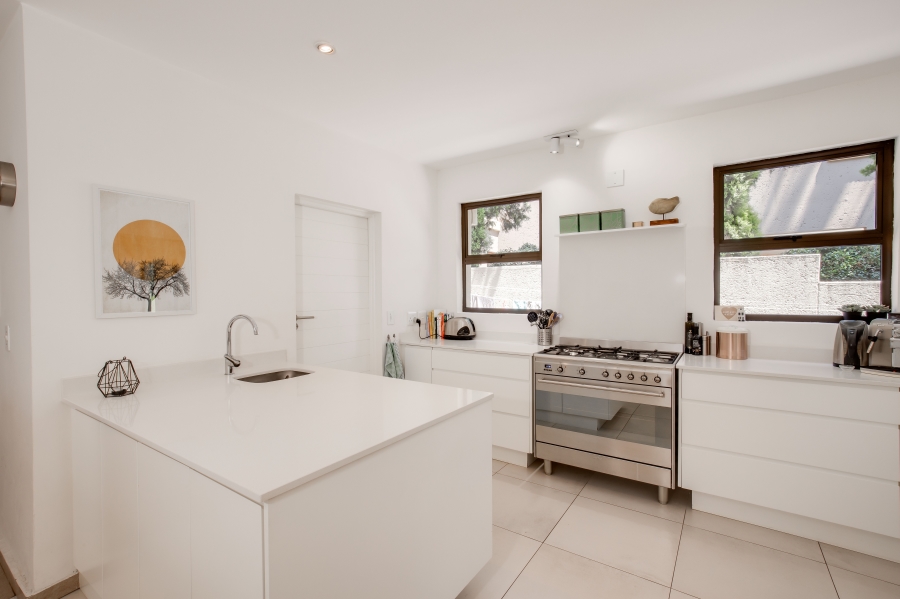 4 Bedroom Property for Sale in Fourways Gardens Gauteng