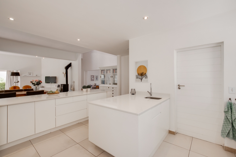 4 Bedroom Property for Sale in Fourways Gardens Gauteng