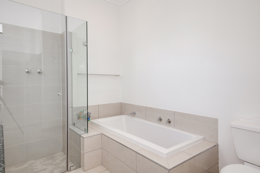 4 Bedroom Property for Sale in Fourways Gardens Gauteng