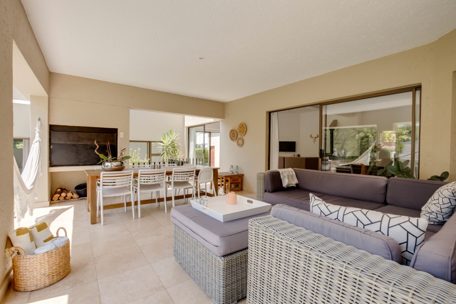 4 Bedroom Property for Sale in Fourways Gardens Gauteng