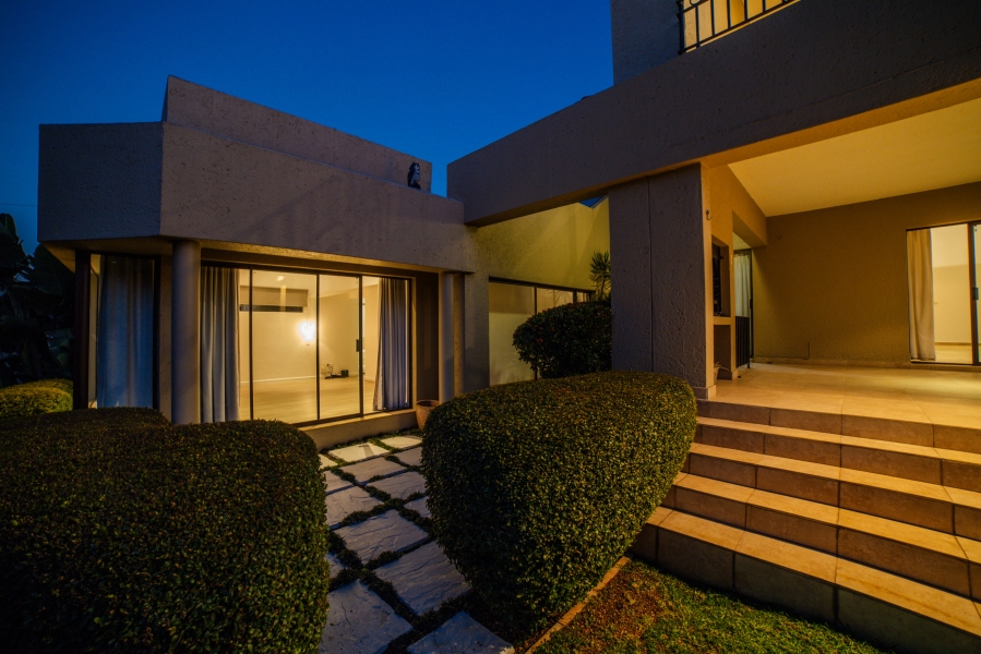 4 Bedroom Property for Sale in Fourways Gardens Gauteng