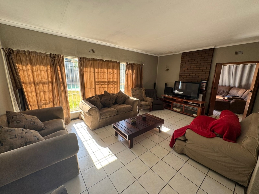 3 Bedroom Property for Sale in Freeway Park Gauteng