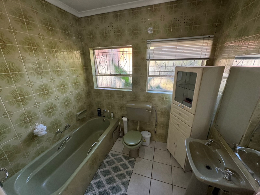 3 Bedroom Property for Sale in Freeway Park Gauteng