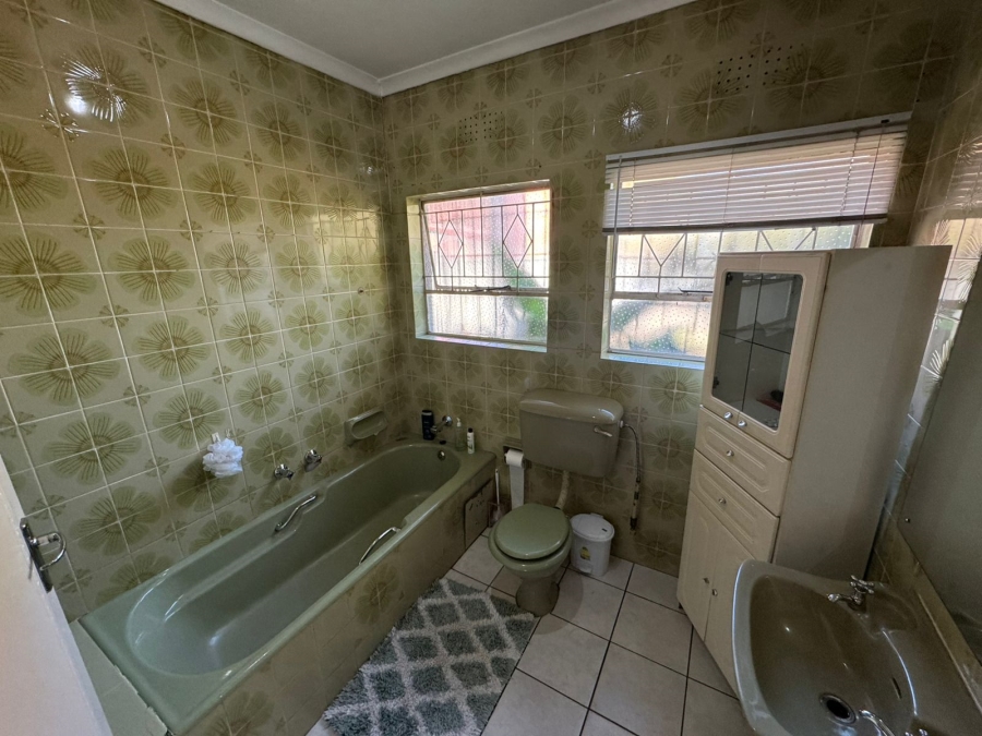 3 Bedroom Property for Sale in Freeway Park Gauteng