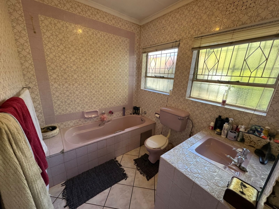 3 Bedroom Property for Sale in Freeway Park Gauteng