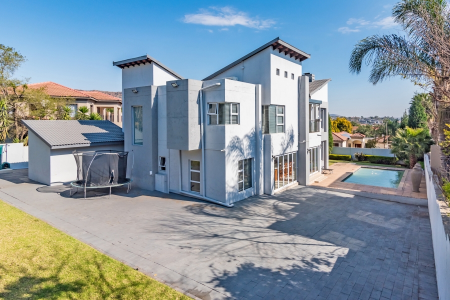 4 Bedroom Property for Sale in Ruimsig Country Estate Gauteng
