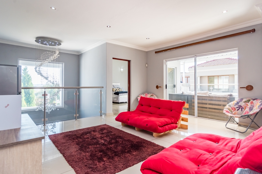 4 Bedroom Property for Sale in Ruimsig Country Estate Gauteng