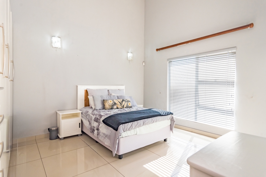4 Bedroom Property for Sale in Ruimsig Country Estate Gauteng