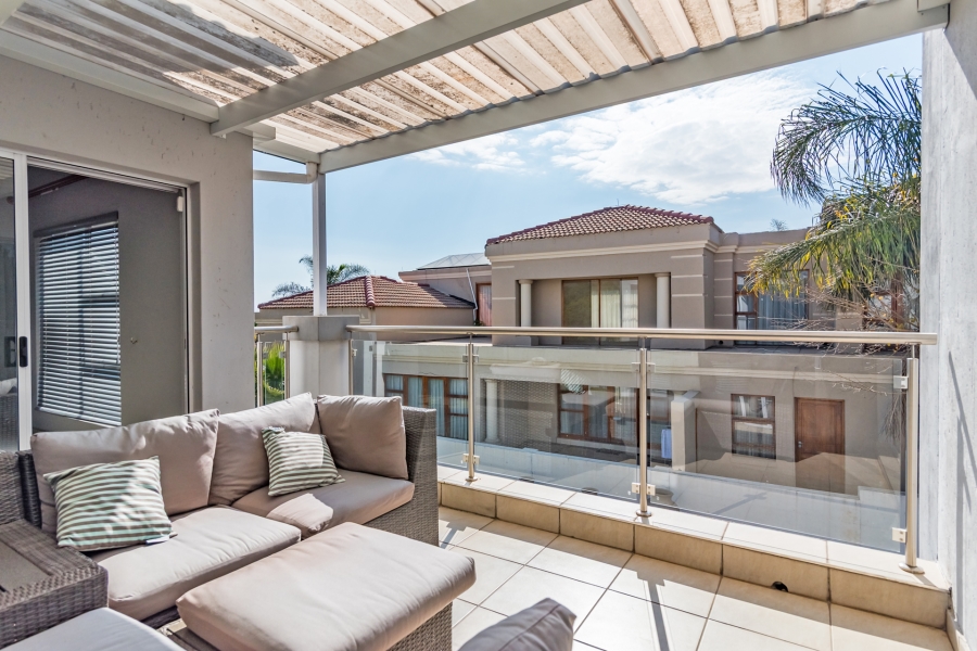 4 Bedroom Property for Sale in Ruimsig Country Estate Gauteng