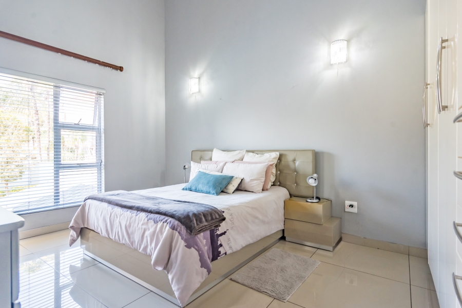 4 Bedroom Property for Sale in Ruimsig Country Estate Gauteng