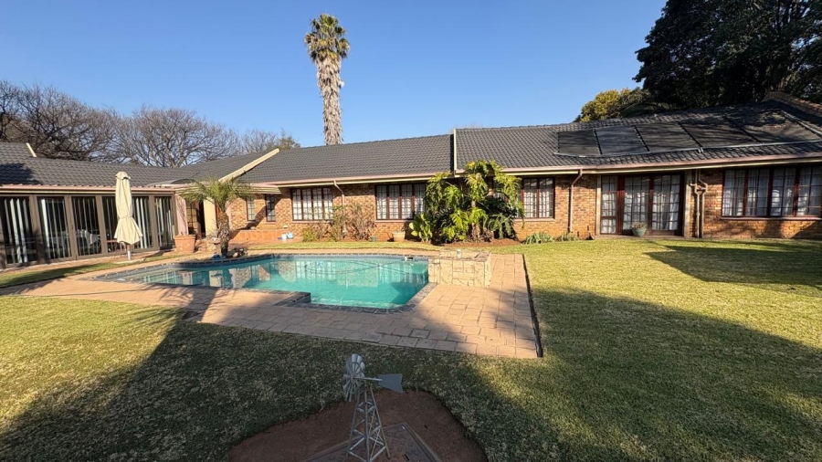 4 Bedroom Property for Sale in Beyers Park Gauteng