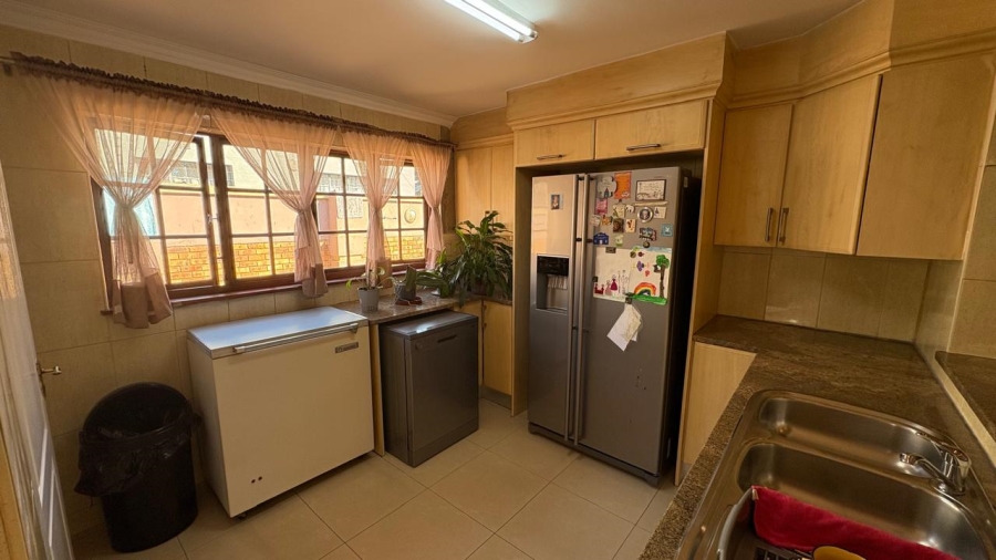 4 Bedroom Property for Sale in Beyers Park Gauteng