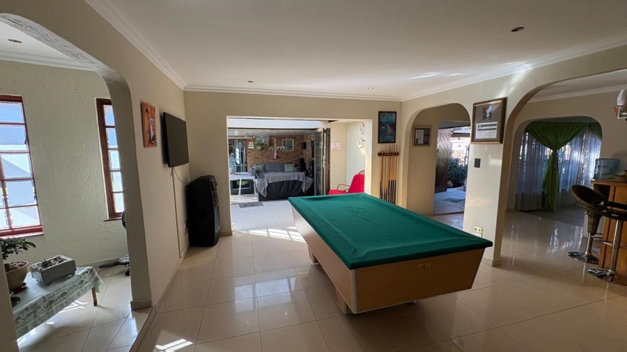 4 Bedroom Property for Sale in Beyers Park Gauteng