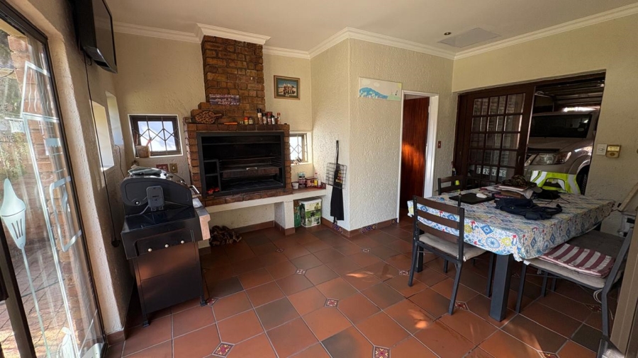 4 Bedroom Property for Sale in Beyers Park Gauteng