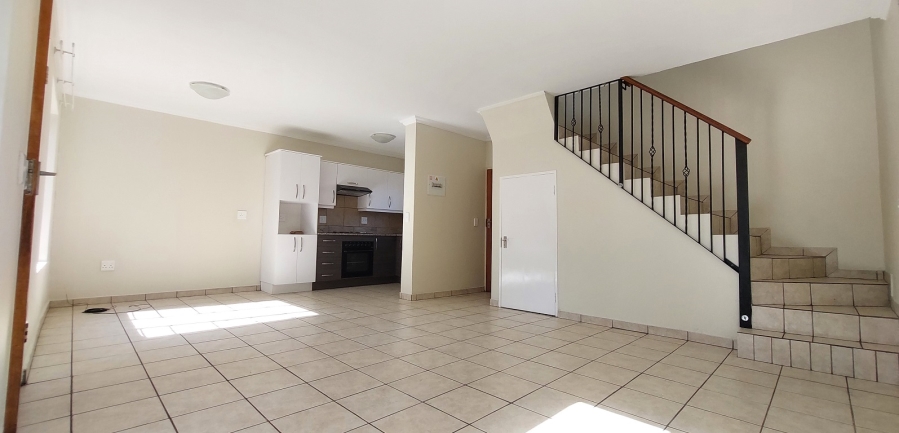 2 Bedroom Property for Sale in Raslouw Gauteng