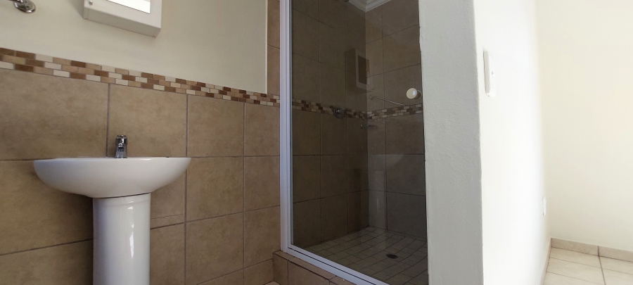2 Bedroom Property for Sale in Raslouw Gauteng
