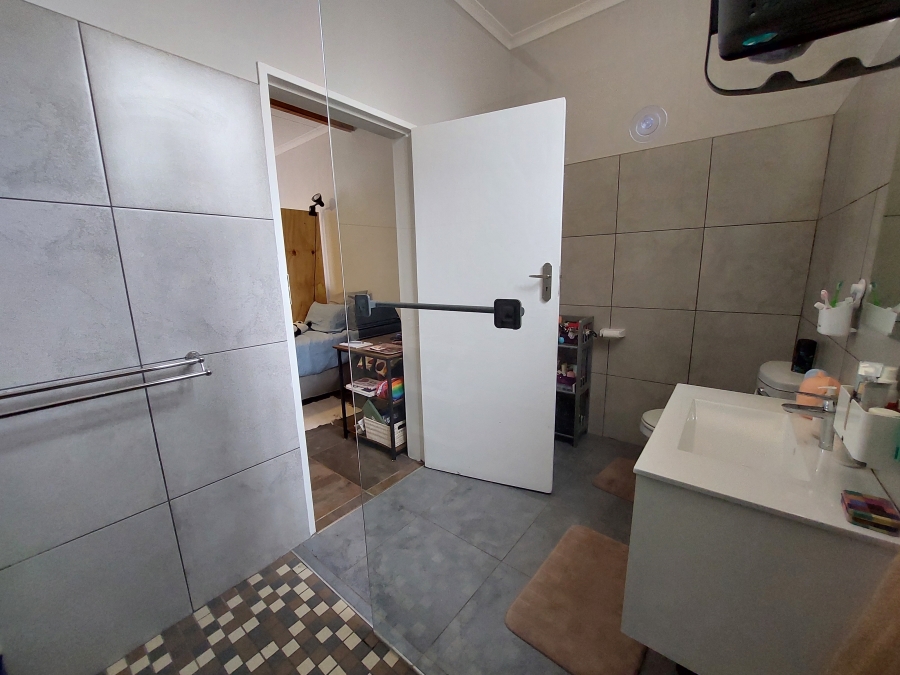 4 Bedroom Property for Sale in Waterkloof Ridge Gauteng