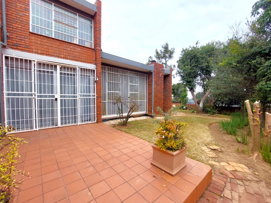 4 Bedroom Property for Sale in Waterkloof Ridge Gauteng
