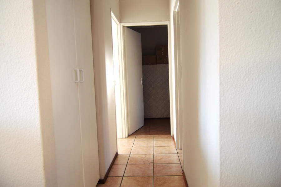 To Let 3 Bedroom Property for Rent in Honeydew Ridge Gauteng