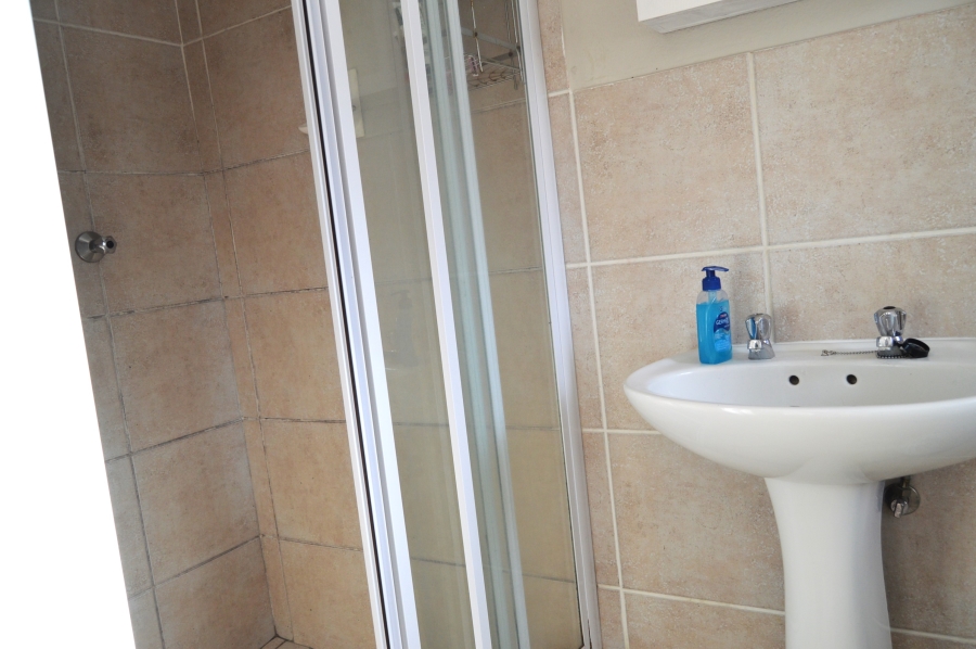 To Let 3 Bedroom Property for Rent in Honeydew Ridge Gauteng