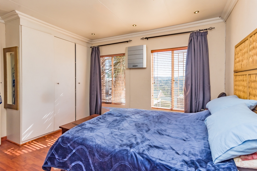 2 Bedroom Property for Sale in Helderkruin Gauteng