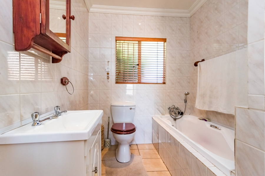2 Bedroom Property for Sale in Helderkruin Gauteng