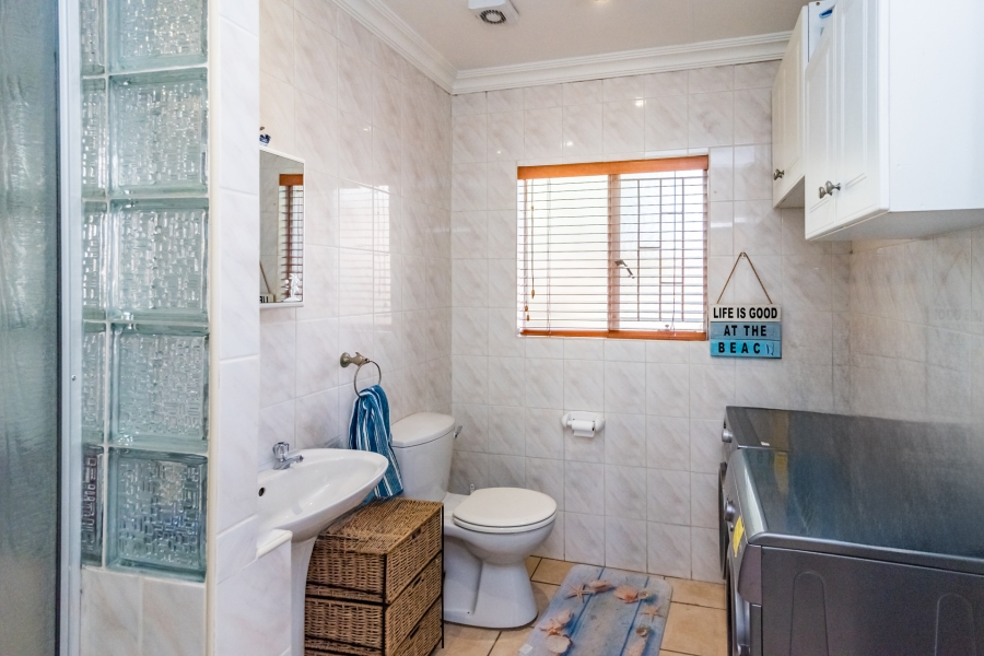 2 Bedroom Property for Sale in Helderkruin Gauteng