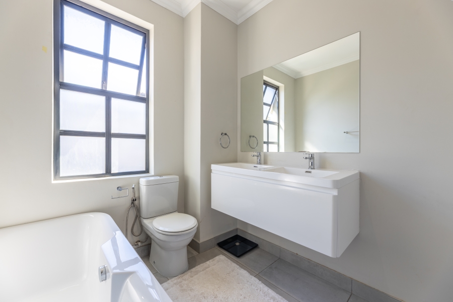 3 Bedroom Property for Sale in Bryanston Gauteng