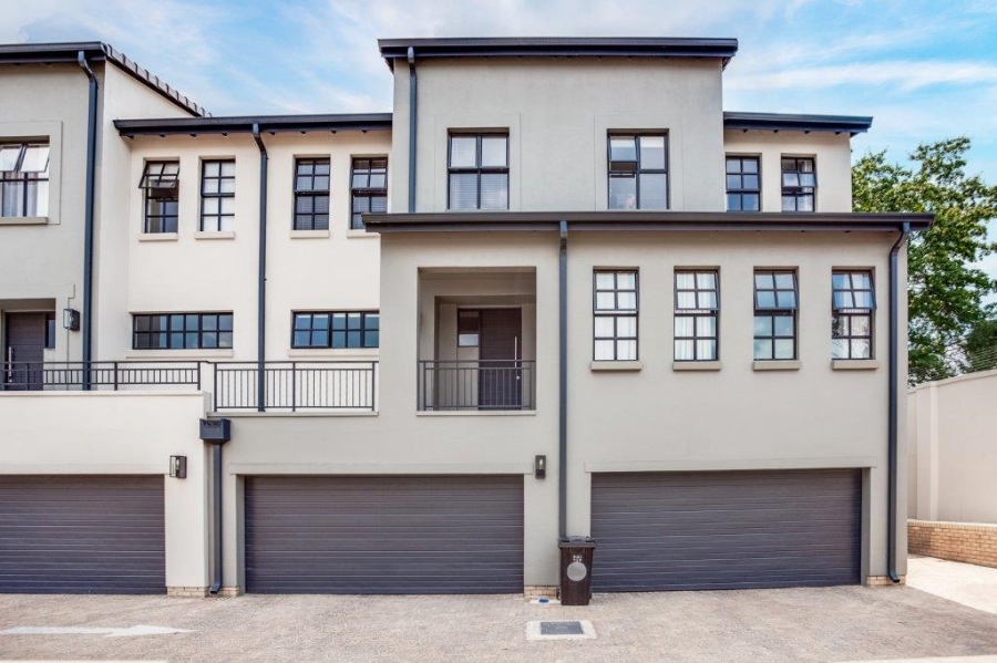 3 Bedroom Property for Sale in Bryanston Gauteng