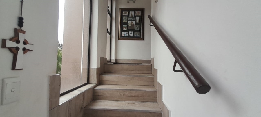 To Let 2 Bedroom Property for Rent in Peacehaven Gauteng