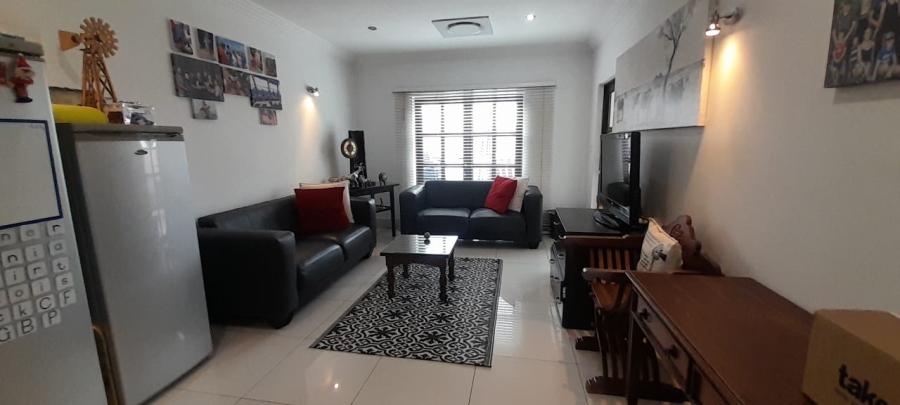 To Let 2 Bedroom Property for Rent in Peacehaven Gauteng