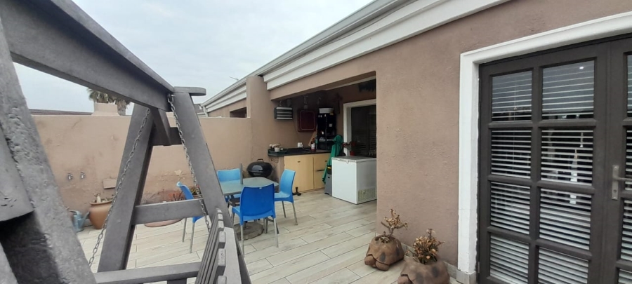 To Let 2 Bedroom Property for Rent in Peacehaven Gauteng