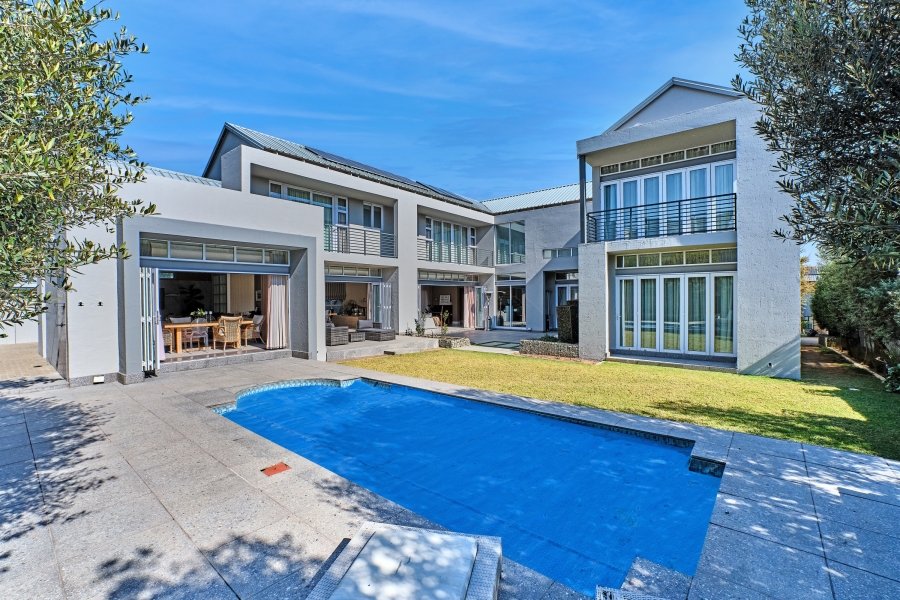 To Let 4 Bedroom Property for Rent in Waterfall Country Estate Gauteng