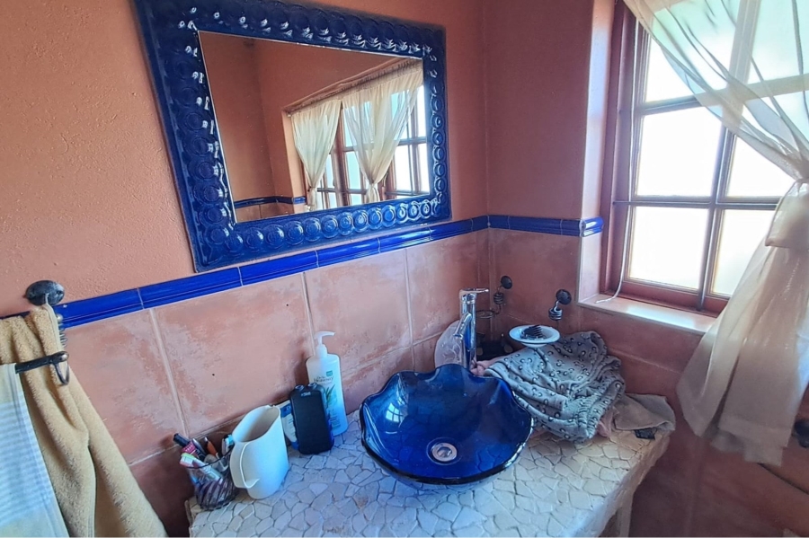 2 Bedroom Property for Sale in Die Hoewes Gauteng