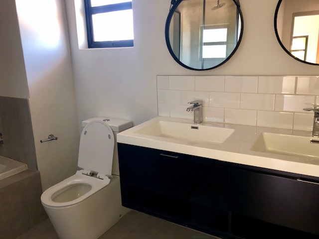 To Let 1 Bedroom Property for Rent in Melrose Gauteng