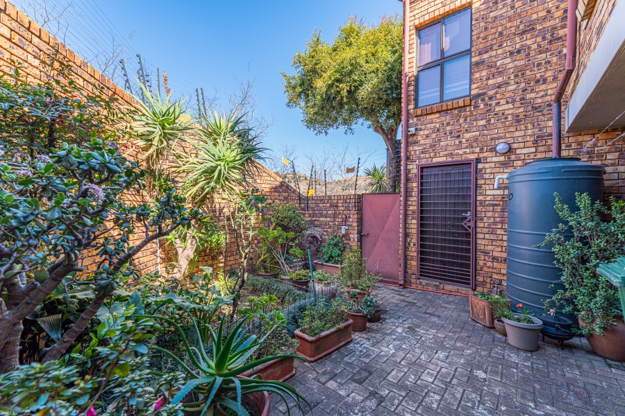 3 Bedroom Property for Sale in Roodepoort Gauteng