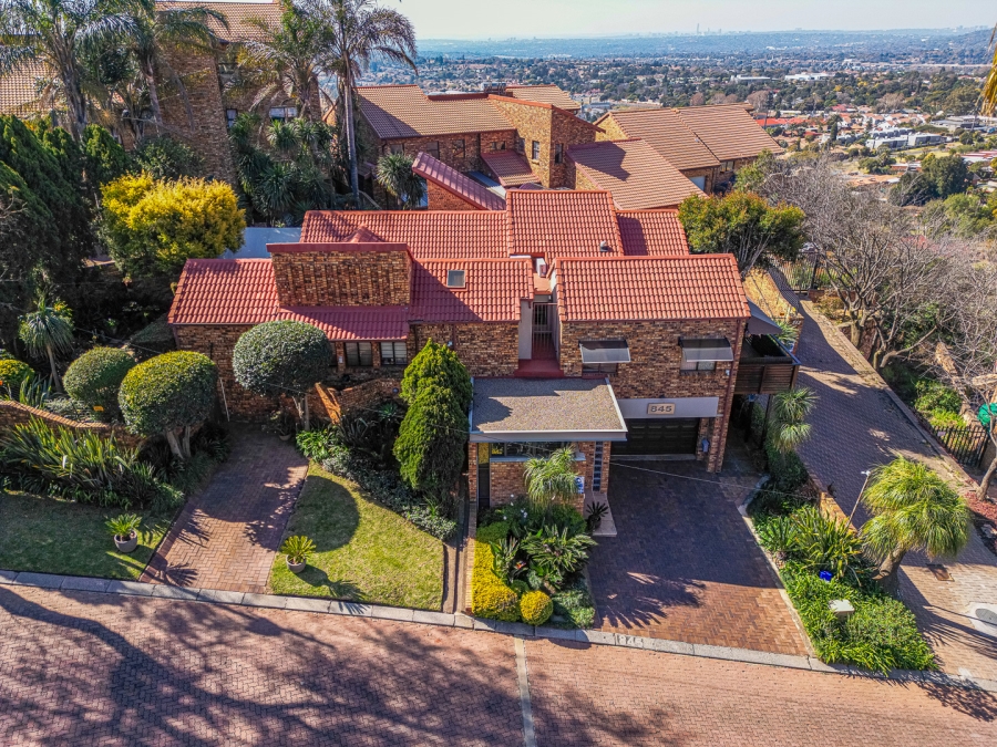 3 Bedroom Property for Sale in Roodepoort Gauteng