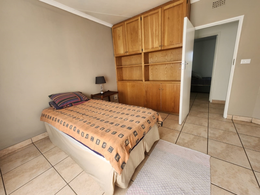 5 Bedroom Property for Sale in Van Riebeeck Park Gauteng