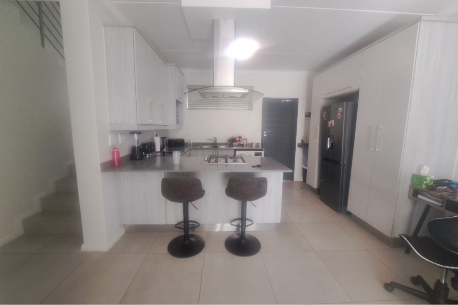 3 Bedroom Property for Sale in Carlswald Gauteng