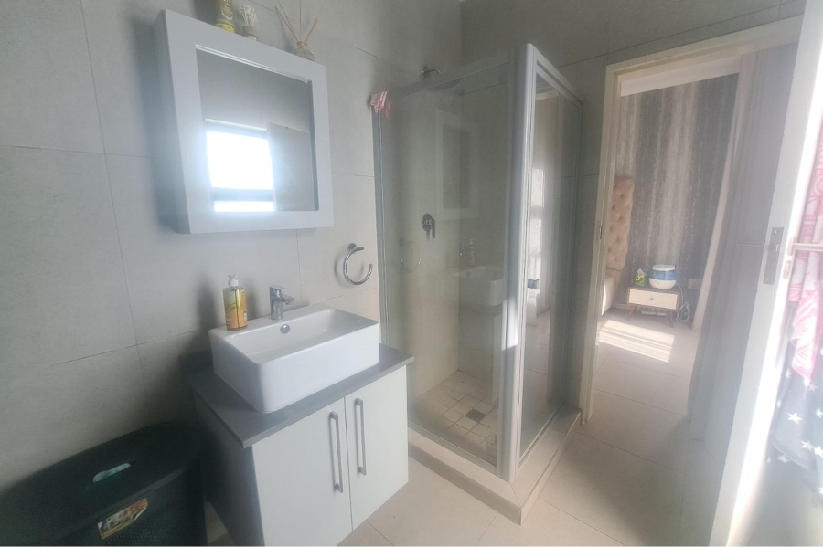 3 Bedroom Property for Sale in Carlswald Gauteng