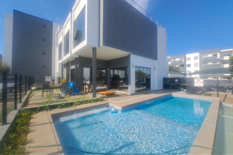 3 Bedroom Property for Sale in Carlswald Gauteng