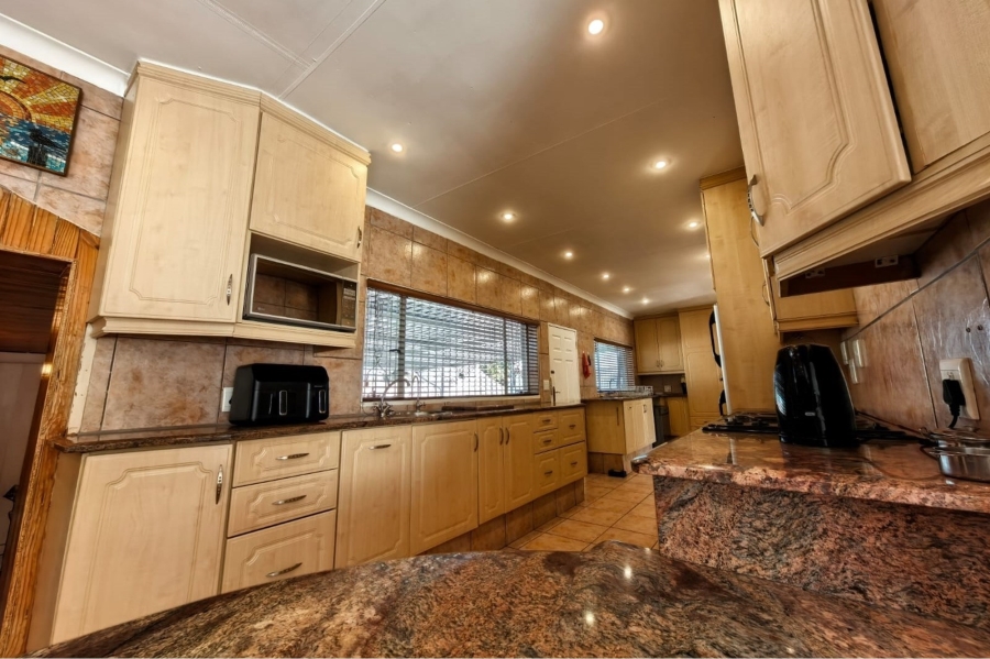3 Bedroom Property for Sale in Marlands Gauteng