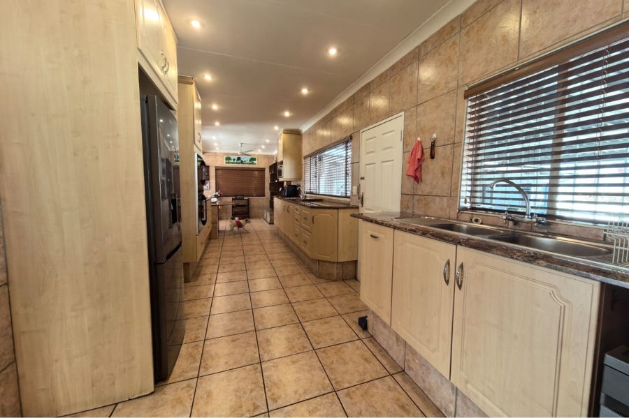 3 Bedroom Property for Sale in Marlands Gauteng