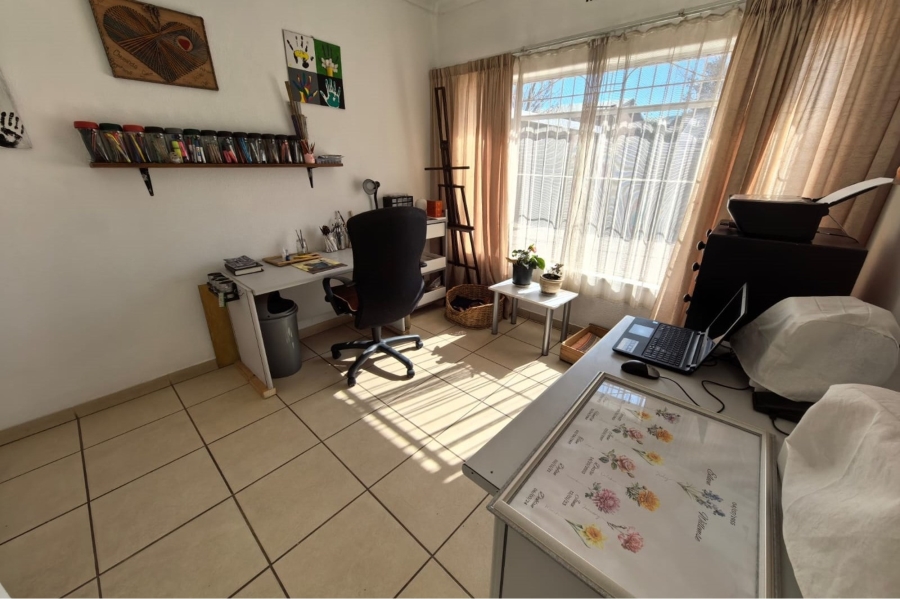 3 Bedroom Property for Sale in Marlands Gauteng