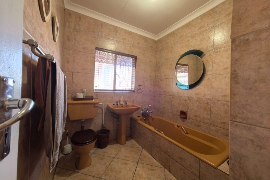 3 Bedroom Property for Sale in Marlands Gauteng