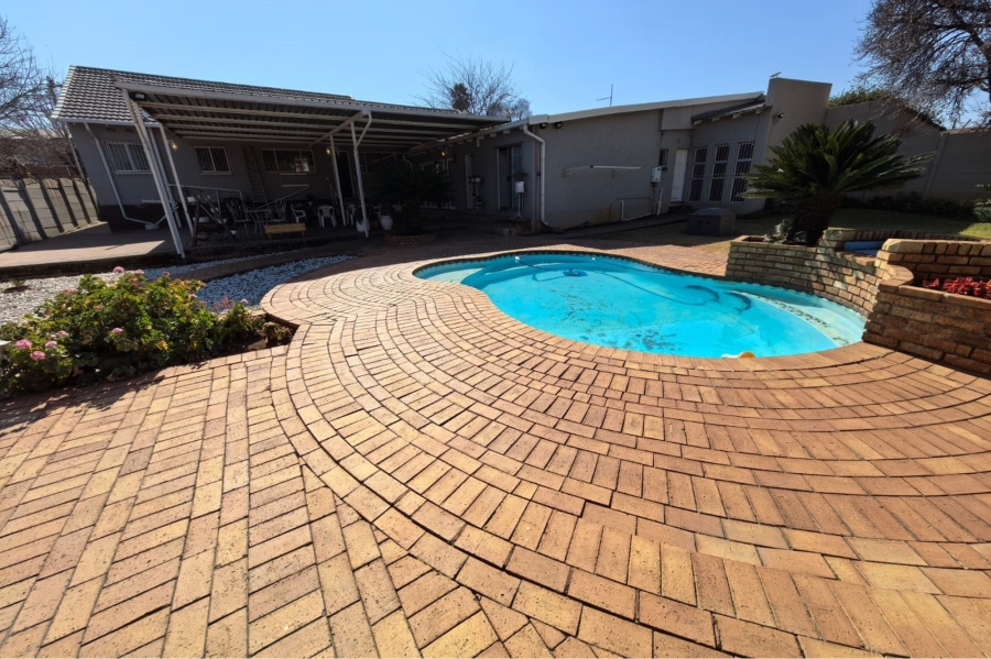 3 Bedroom Property for Sale in Marlands Gauteng