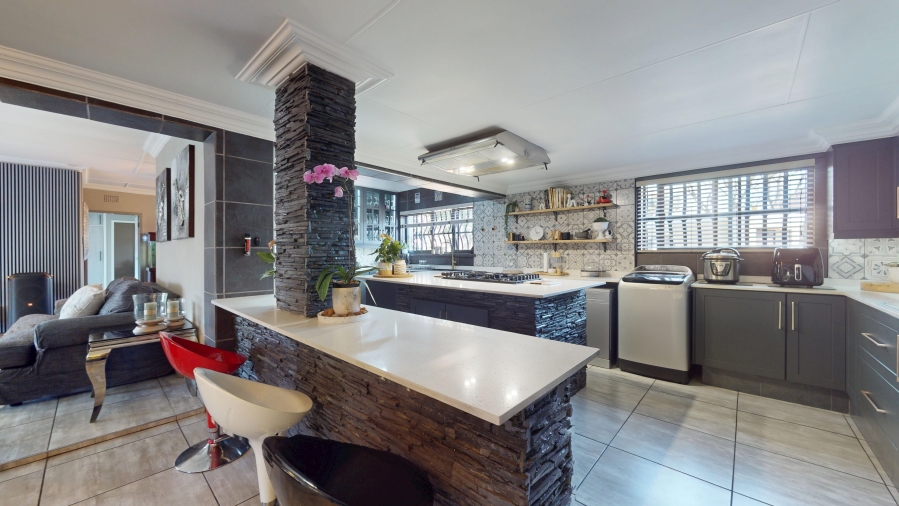 4 Bedroom Property for Sale in Morganridge Gauteng