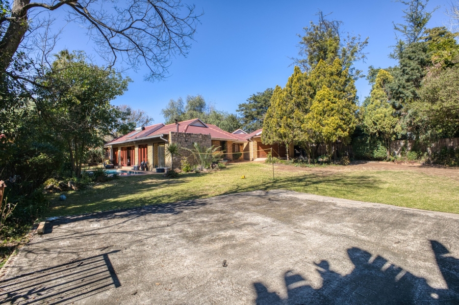 4 Bedroom Property for Sale in Douglasdale Gauteng